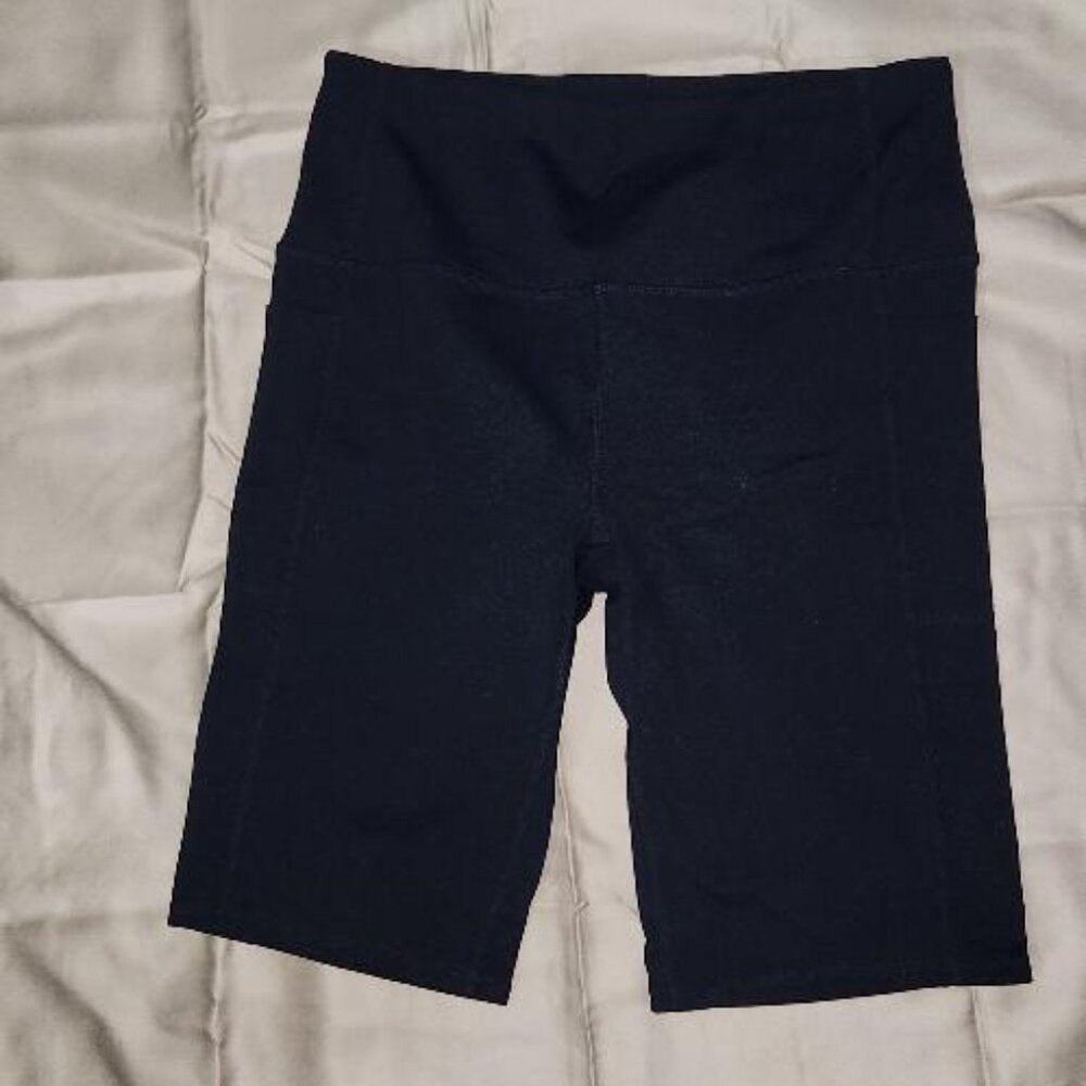 Skechers Women's Go Walk 10" High Waist Bike Shorts M